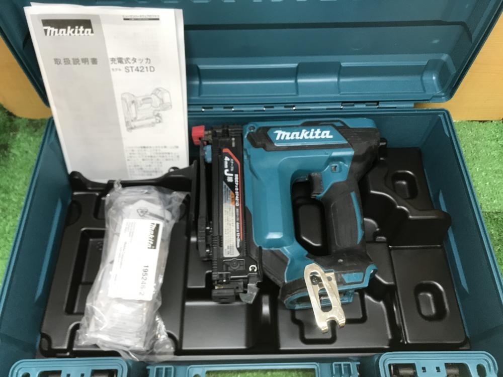 014〇おすすめ商品〇makita マキタ 充電式タッカ ST421D 本体+ケース