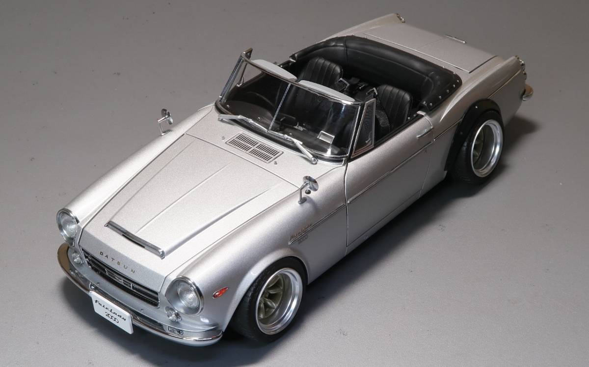 ☆送料無料☆オートアート 1/18 ダットサン フェアレディ2000(SR311