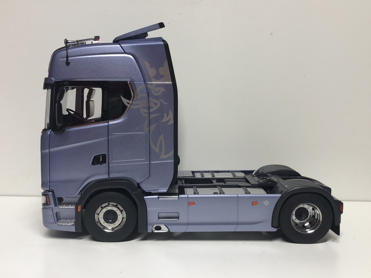 NZG Scania V8 S 4x2 Tractor fiction blue スカニア