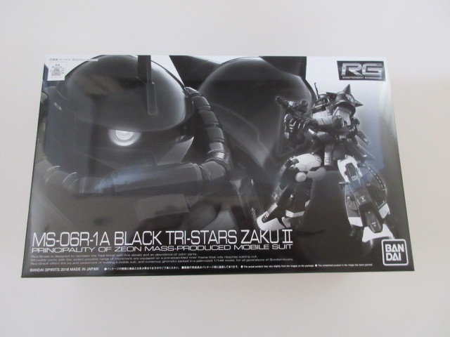 RG 1/144 【トリプルアクションベース付き】 黒い三連星専用ザクII☆3