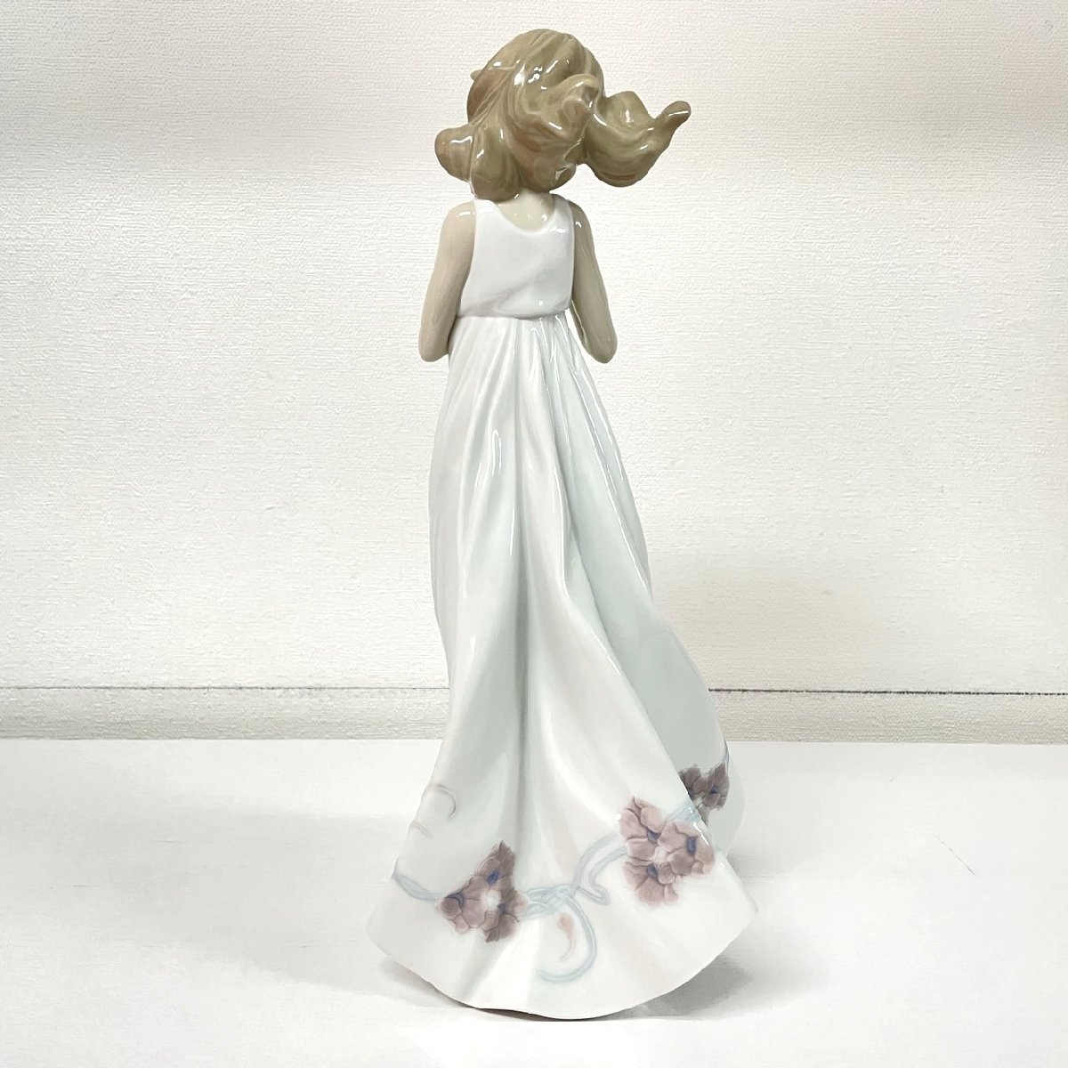 LLADRO リヤドロ 私の宝物 06777 美品 人形 陶器 ポーセリン 店頭お