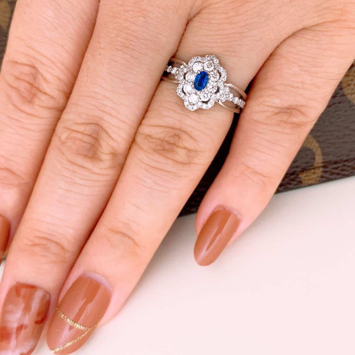 鑑定付き 豪華 アウイナイト 計0.79CT プラチナダイヤリング