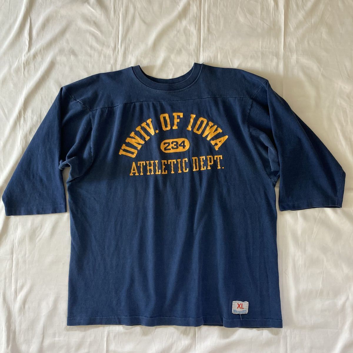 美品 希少 良デザイン バータグ 100%コットン 肉厚 フットボールTシャツ チャンピオン Champion ビンテージ VINTAGE アメリカ製 XLサイズ