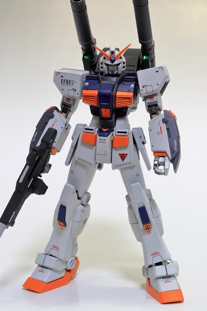 プレミアムバンダイ」1/144 HGUC RX-78-6 ガンダム6号機 マドロック