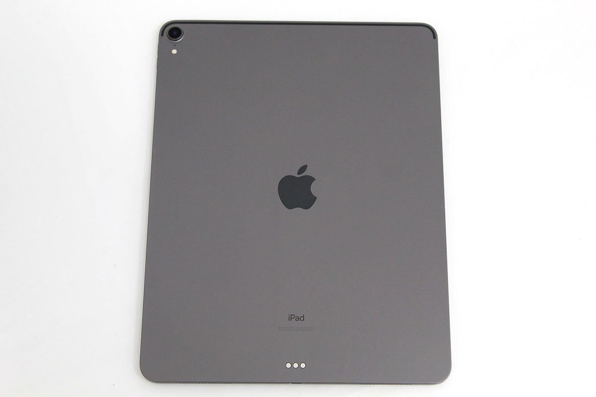 極美品｜Apple iPad Pro MTEL2J/A 12.9インチ スペースグレー 第3世代 Wi-Fi 容量64GB πA993-2G10_画像3