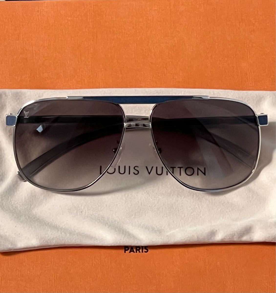 LOUIS VUITTON ルイ ヴィトン アティテュード パイロット LOUIS VUITTON ルイ ヴィトン アティテュード パイロット