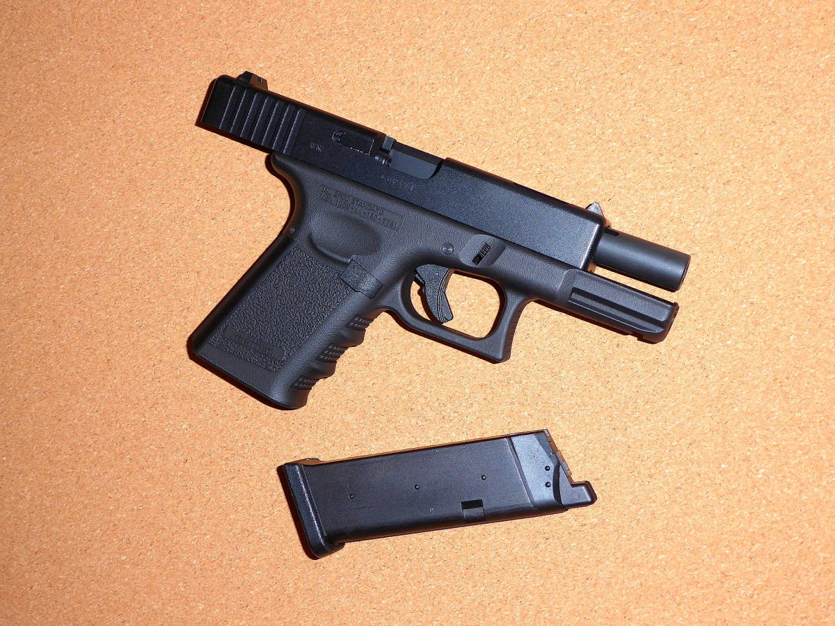 未使用品 生産終了品 限定品 KSC G19C GLOCK19C ストレートフレーム HW ヘビーウェイト ガスブローバック GBB R2988_画像5