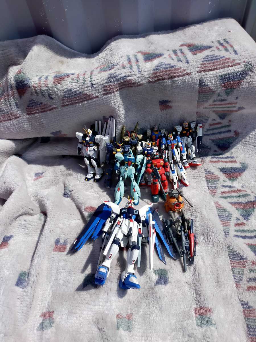 ガンダム10体まとめて】ガンダム ガンプラ バンダイ 完成品 部品取り 1
