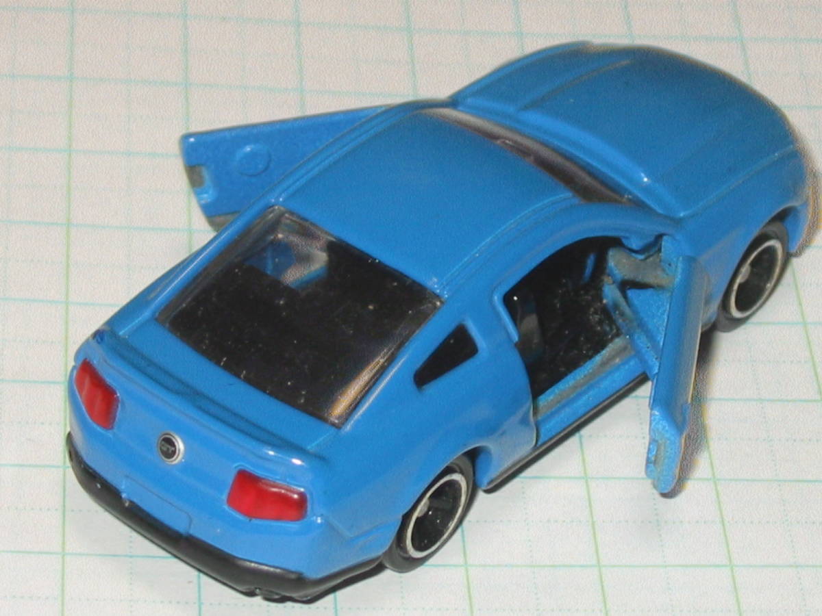 絶版品 トミカ 60 ★フォード マスタング GT V8 FORD MUSTANG GT V8 青色 ブルー ベトナム製 ジャンク品 の画像4