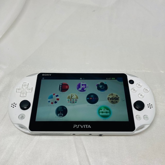 ☆1円～ 新品同様 動作品 SONY PS Vita PCH-2000 ZA22 Wi-Fiモデル