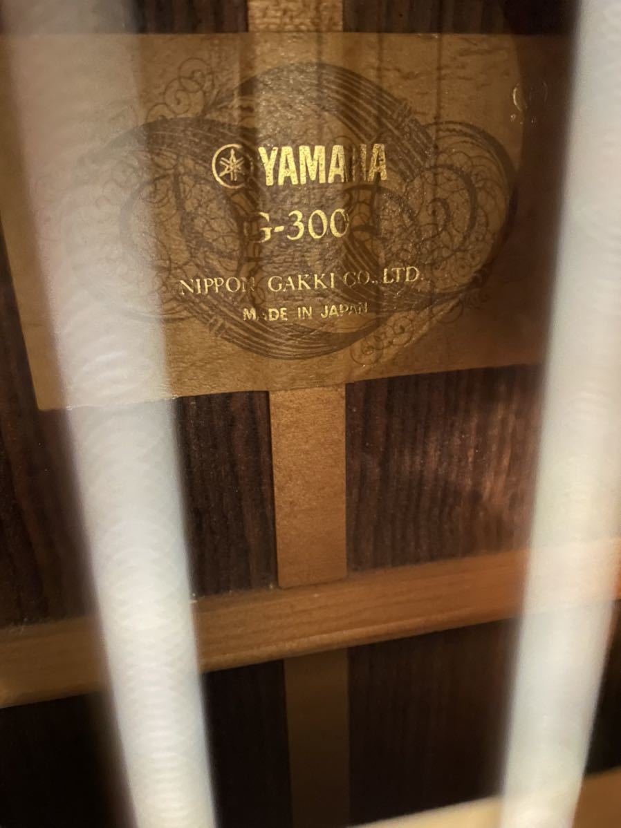 YAMAHA ヤマハ クラシックギター G-300 ハードケース付き_画像4