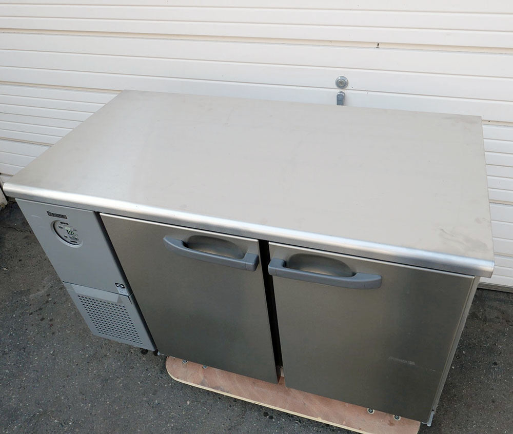 中古】 大和冷機工業 インバーター制御 エコ蔵くん 横型冷蔵庫 6171CD