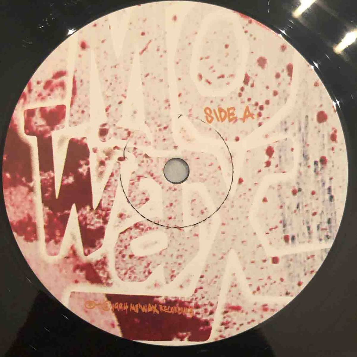 ■1994年 UK盤 オリジナル U.N.K.L.E. - The Time Has Come E.P. 2枚組 12”EP MW 028 Mo Wax_画像3