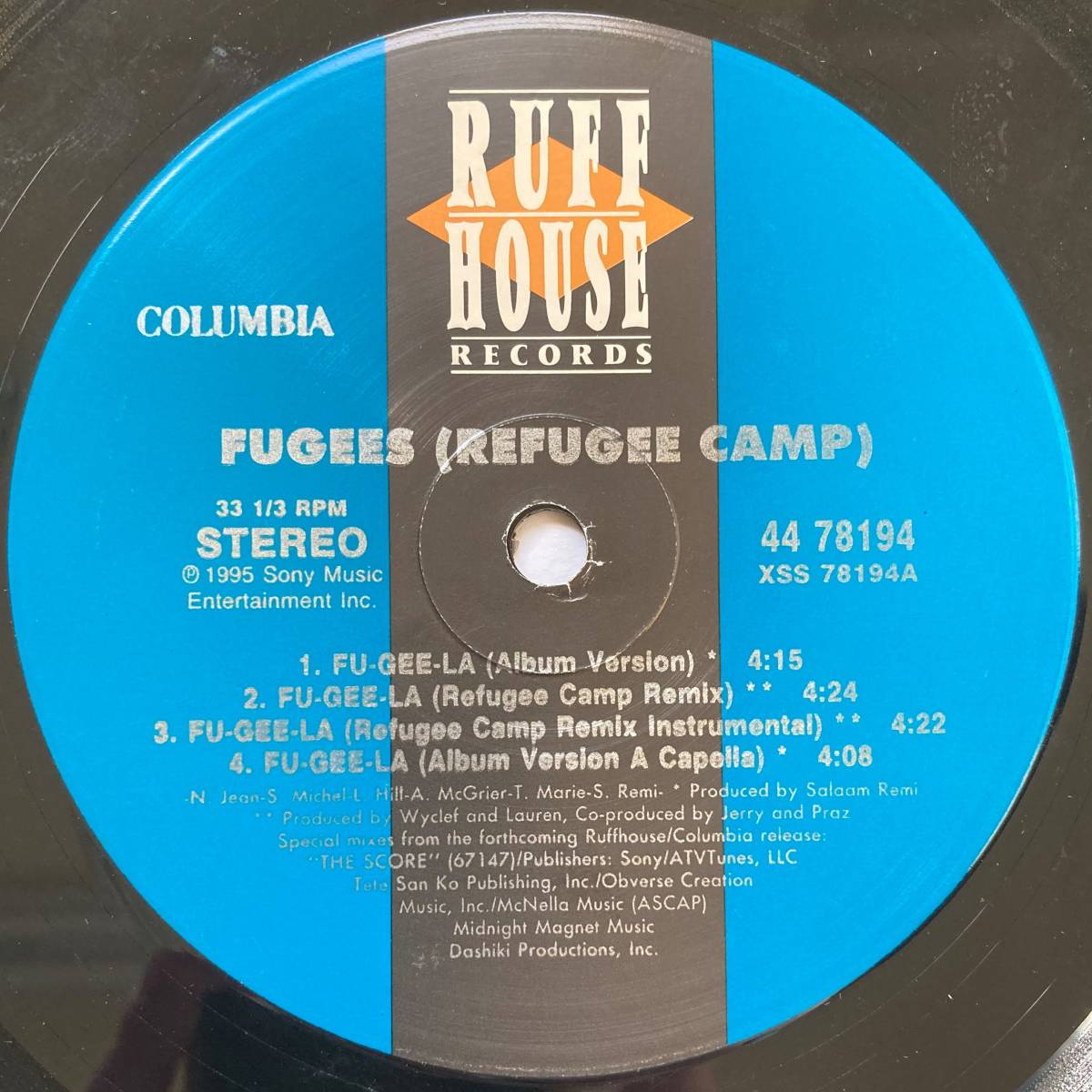 Fugees (Refugee Camp) / Fu-Gee-La ■1995年作 ■Lauryn Hill ■pro: Salaam Remi ■B-3「Sly & Robbie Mix」収録！の画像3