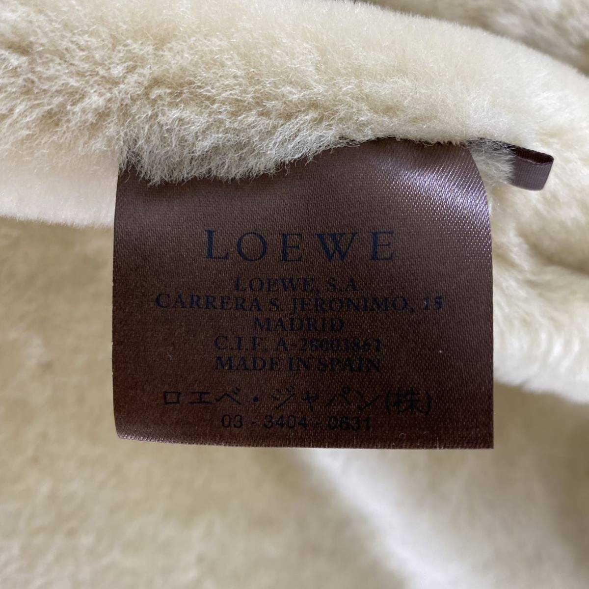 32g20 スペイン製 LOEWE ロエベ リアルムートン ムートンコート