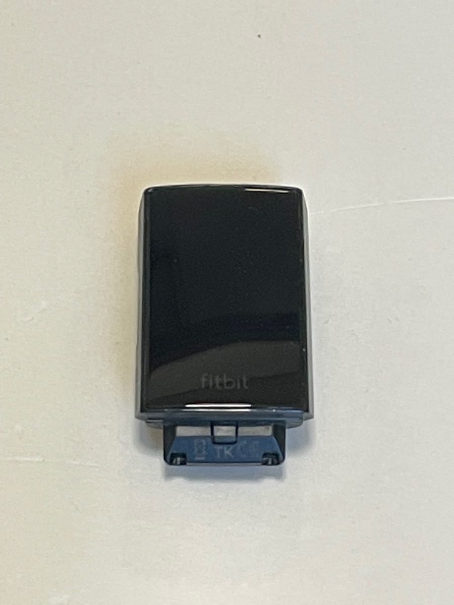 Fitbit charge4 本体　ベルト未使用　おまけベルト付き