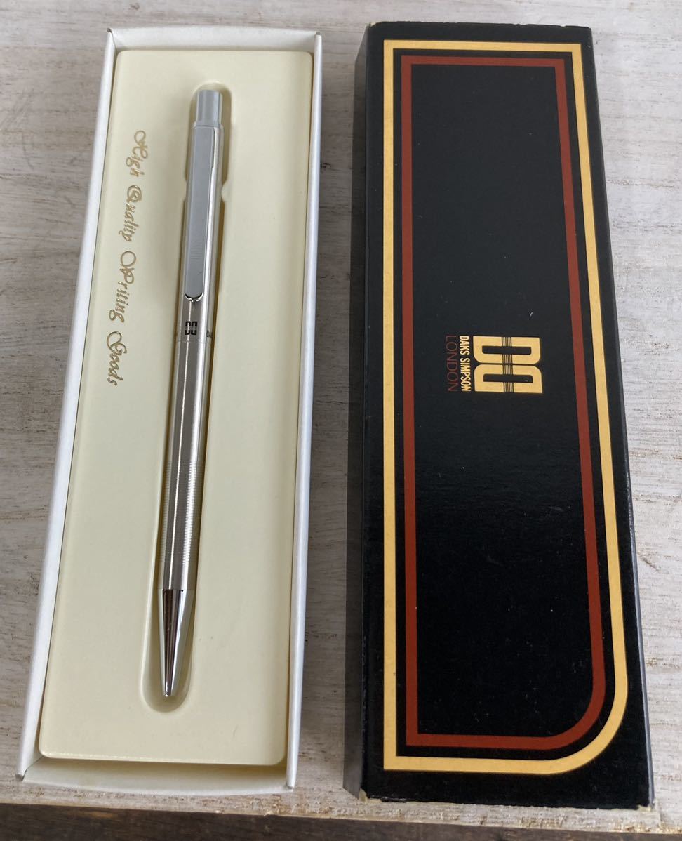 Parker ボールペン Daks Simpson 中古品 い出のひと時に とびきりのおしゃれを Daks Parker ボールペン Daks Simpson 中古品 い出のひと時に とびきりのおしゃれを Daks