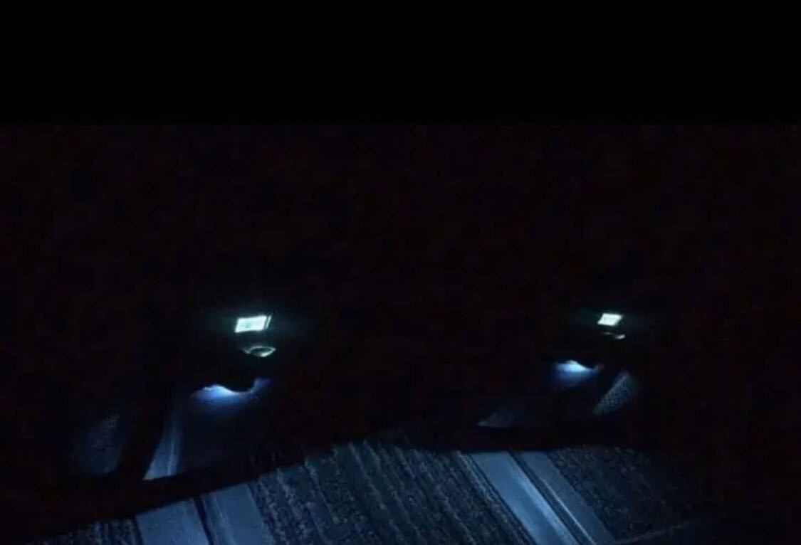 アルファード ヴェルファイア30系 増設USBポート パーツ フタ付き 青LED付き 車用品 内装 左一つ 黒とベージュ選択 368_画像2