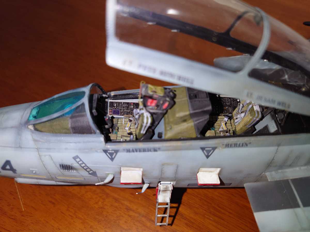 1/32 F-14Aトムキャット マーベリック&マーリン搭乗機 1/32 F-14Aトムキャット マーベリック&マーリン搭乗機