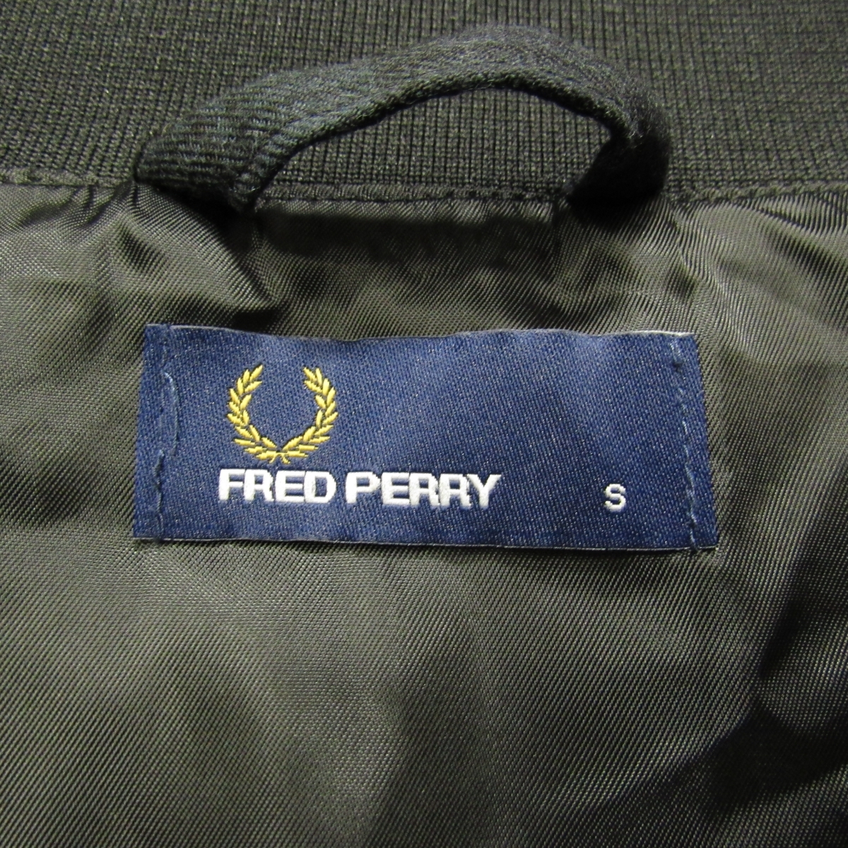 FRED PERRY フレッドペリー　パイピング スクール ジャケット M