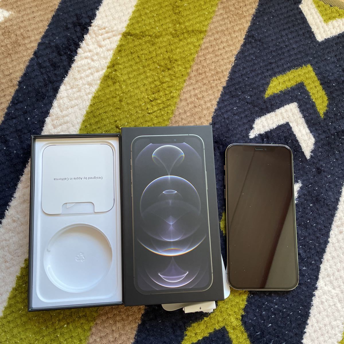アクティベーションロック品】ジャンク Apple iPhone12 Pro アクティベーションロック品】ジャンク Apple iPhone12 Pro