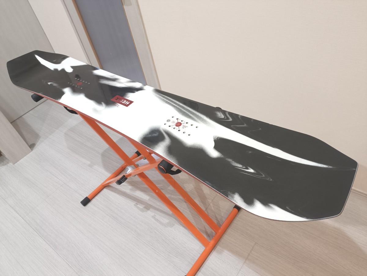 美品 RIDE HELIX 157cm ライド ヘリックス スノーボード板 美品 RIDE HELIX 157cm ライド ヘリックス スノーボード板