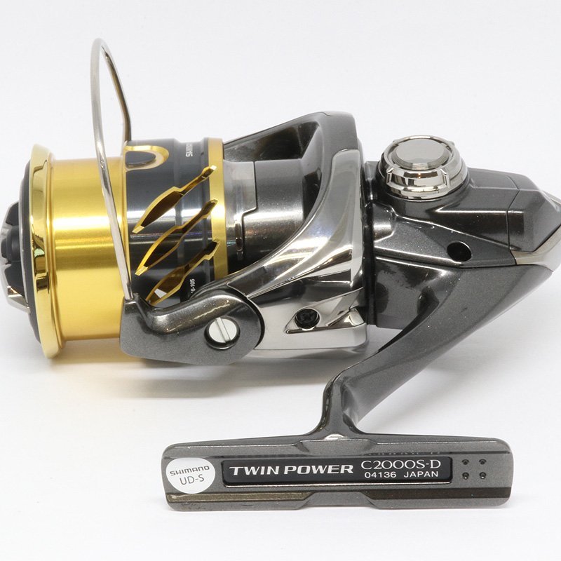 未使用品! SHIMANO シマノ 20 ツインパワー C2000S リール (質屋 藤
