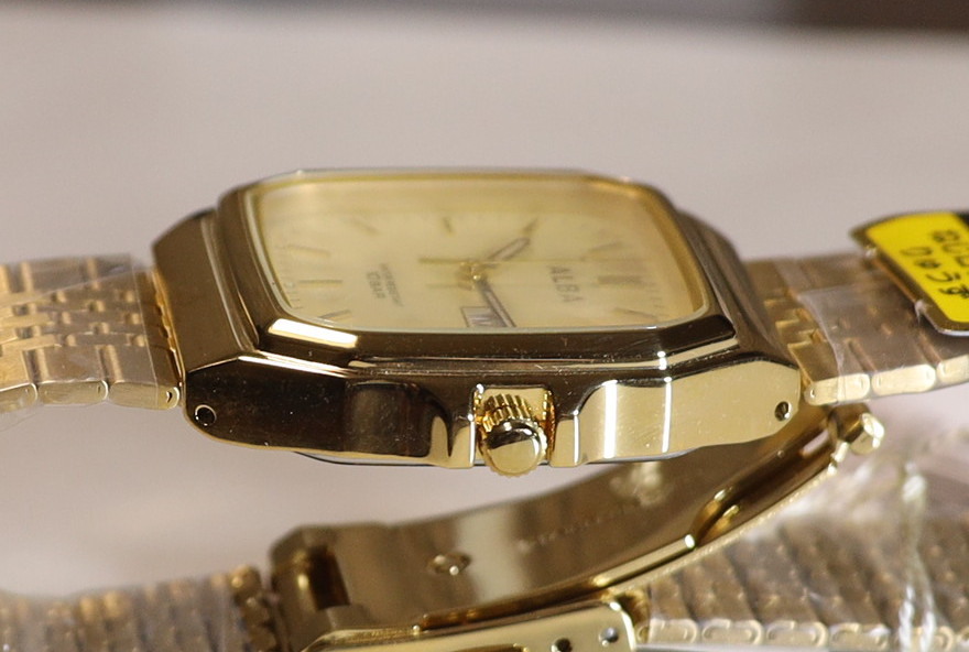 B2026）SEIKO ALBA セイコー アルバ クオーツ時計（7N33-K003