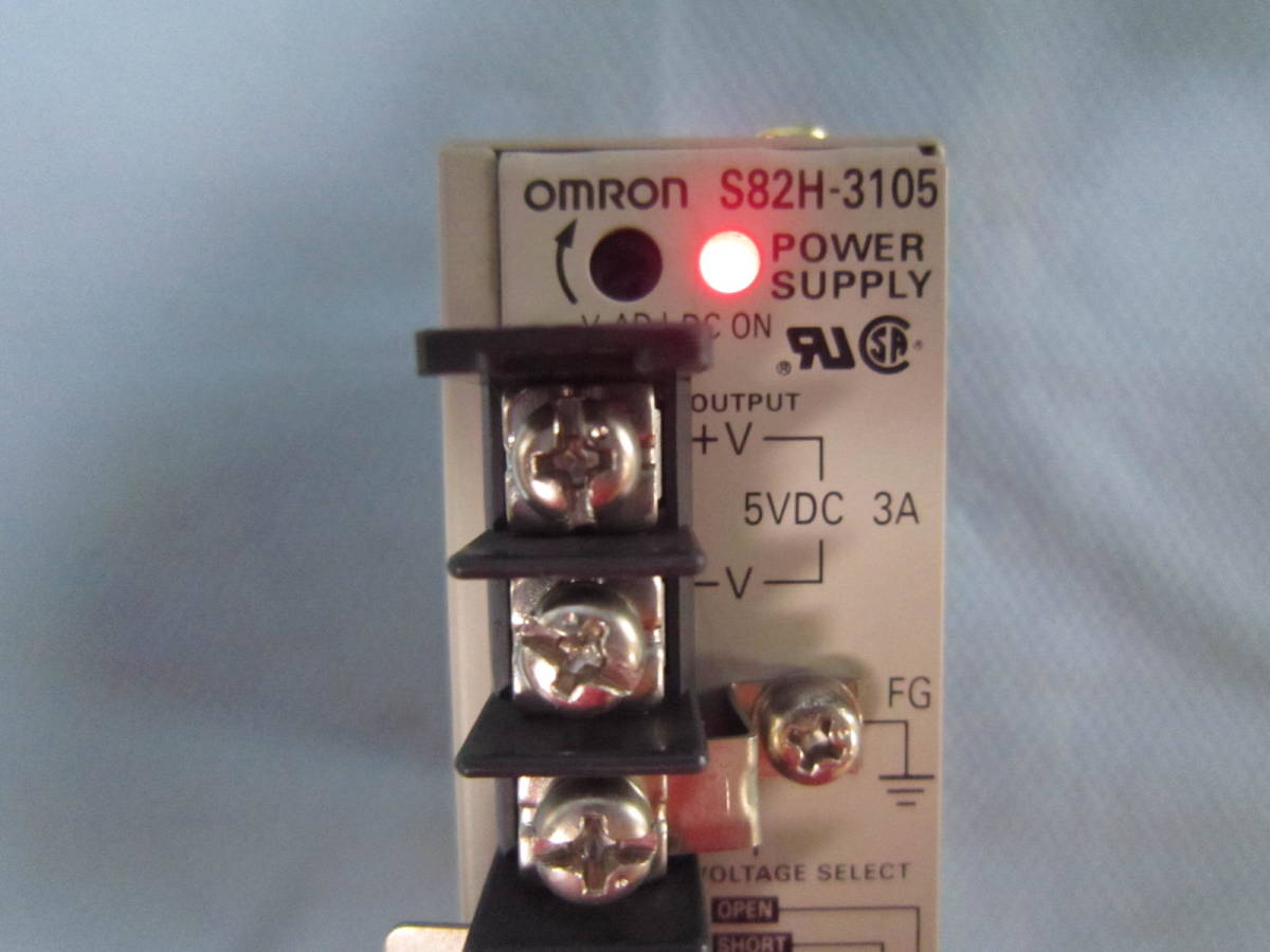 OMRON スイッチング・パワーサプライ S82H-3105 5VDC 3A_画像2