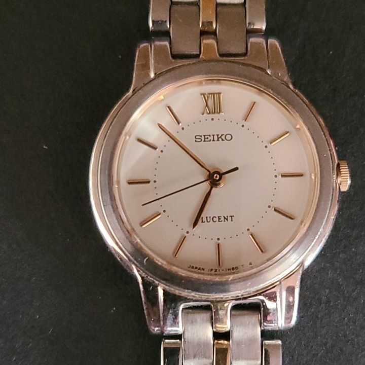 【匿名配送 送料込】SEIKO LUCENT レディース腕時計