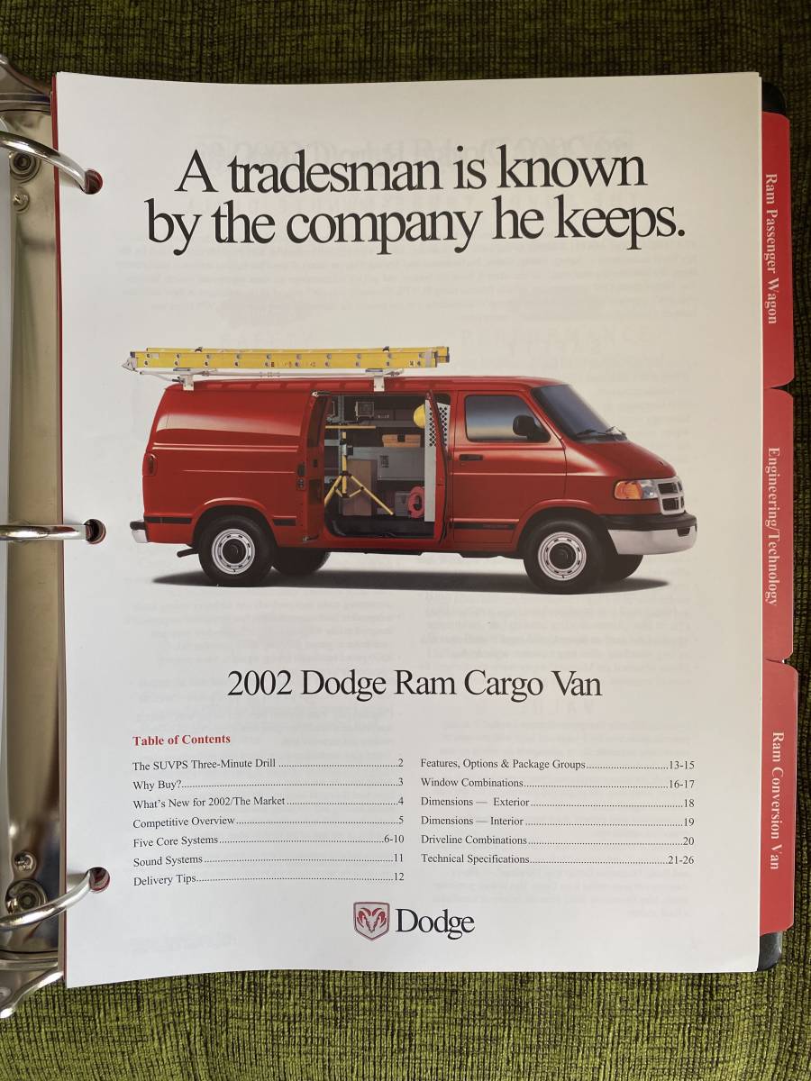 2002 Dodge Truck Sales Consultant Product Guide Dodge грузовик товар гид Durango dakota Ram van conversion 