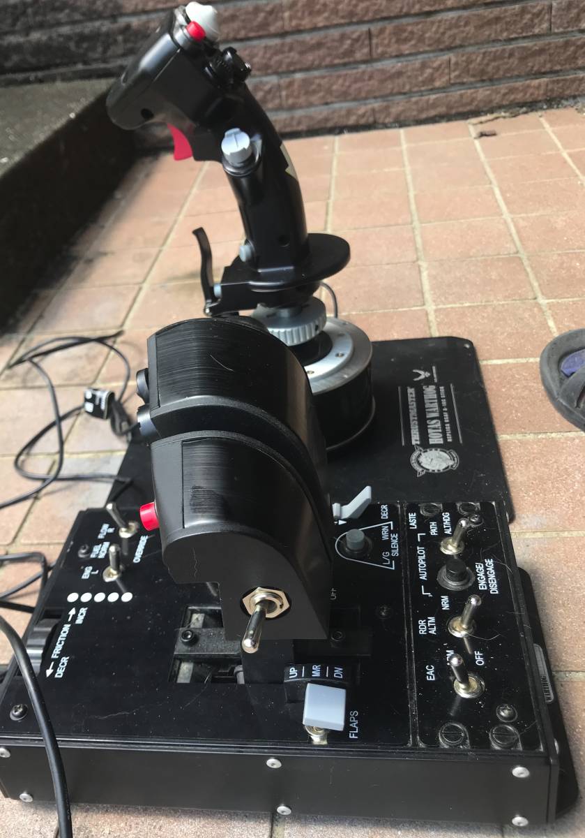正規品 ThrustmasterスラストマスターHOTAS Warthogフライトセット