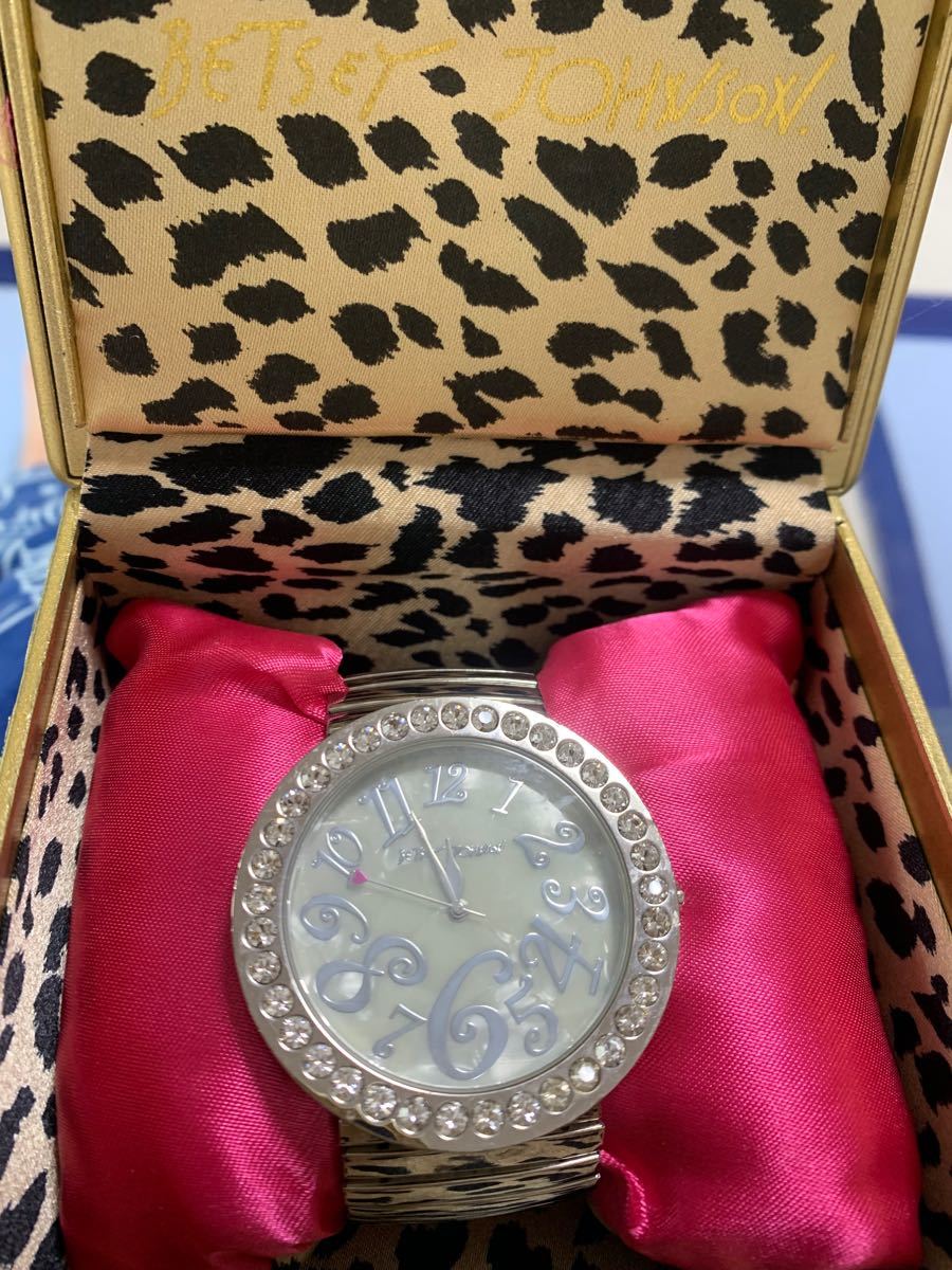 わせくださ BETSEY Betsey Johnson WATCHの通販 by SonrisaYoshida
