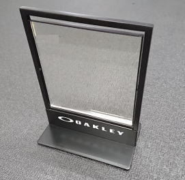 ★限定1個★非売品★OAKLEY【オークリー】★スタンドミラー★卓上ミラー★鏡★重量感（約1.1㎏）★ブラック★未使用★_画像1