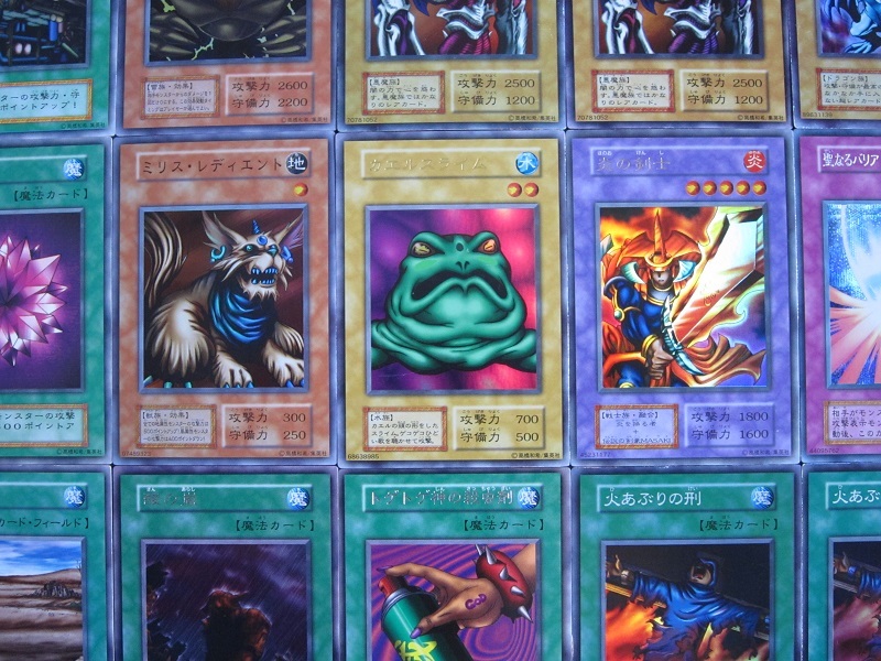 遊戯王 初期(第1期) 美品 カードまとめ売り 合計125枚 初期のカード