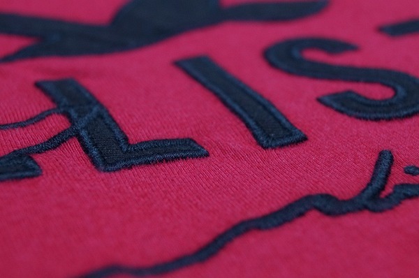 Hollister ロゴ アップリケ刺繍 Tシャツ 半袖/XL/レッド/赤/ メンズ ホリスター アバクロ カットソー a&f ll 2l ビッグサイズ ワッペン_画像5