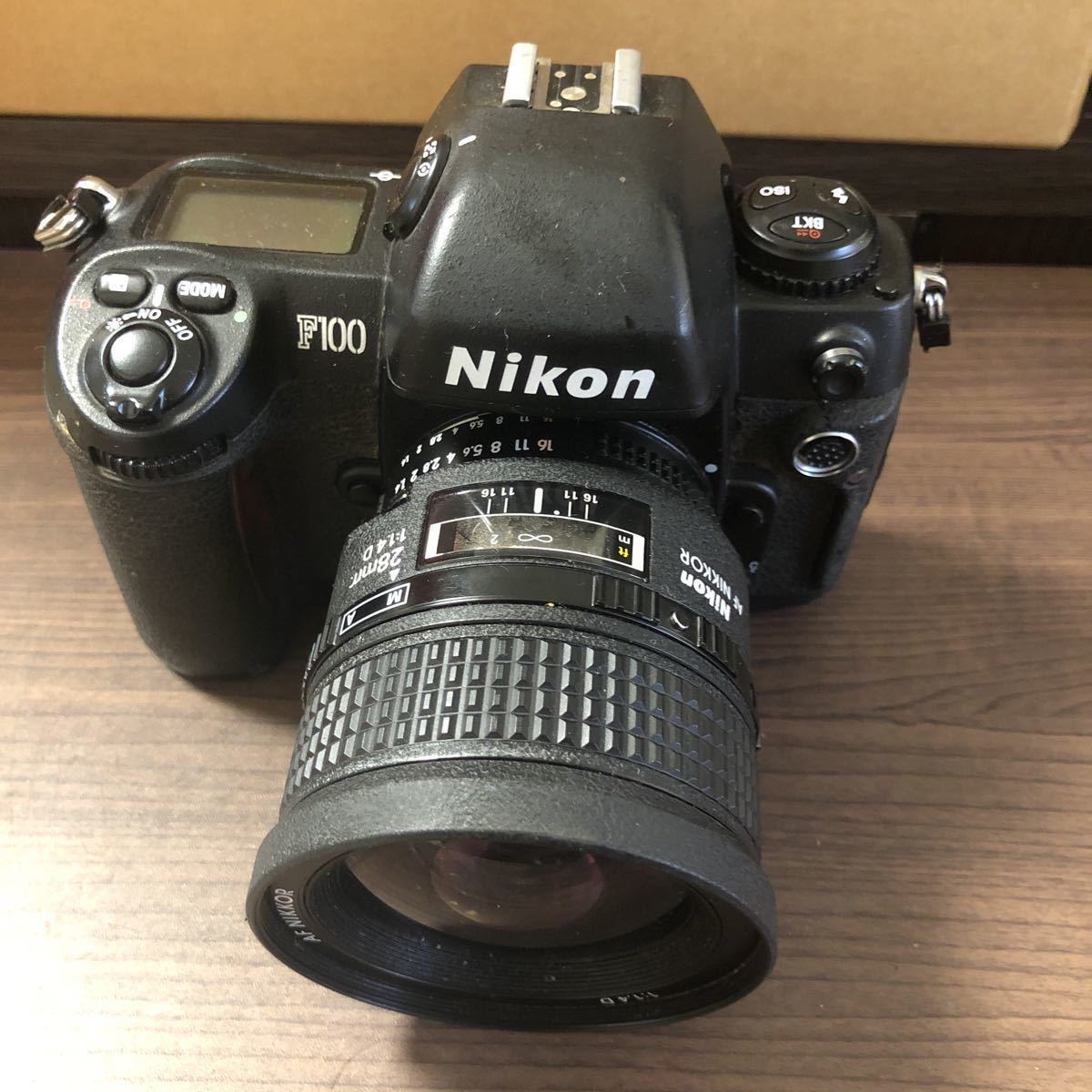 Nikon F100 AF NIKKOR 28mm F1.4D ボディ レンズセット