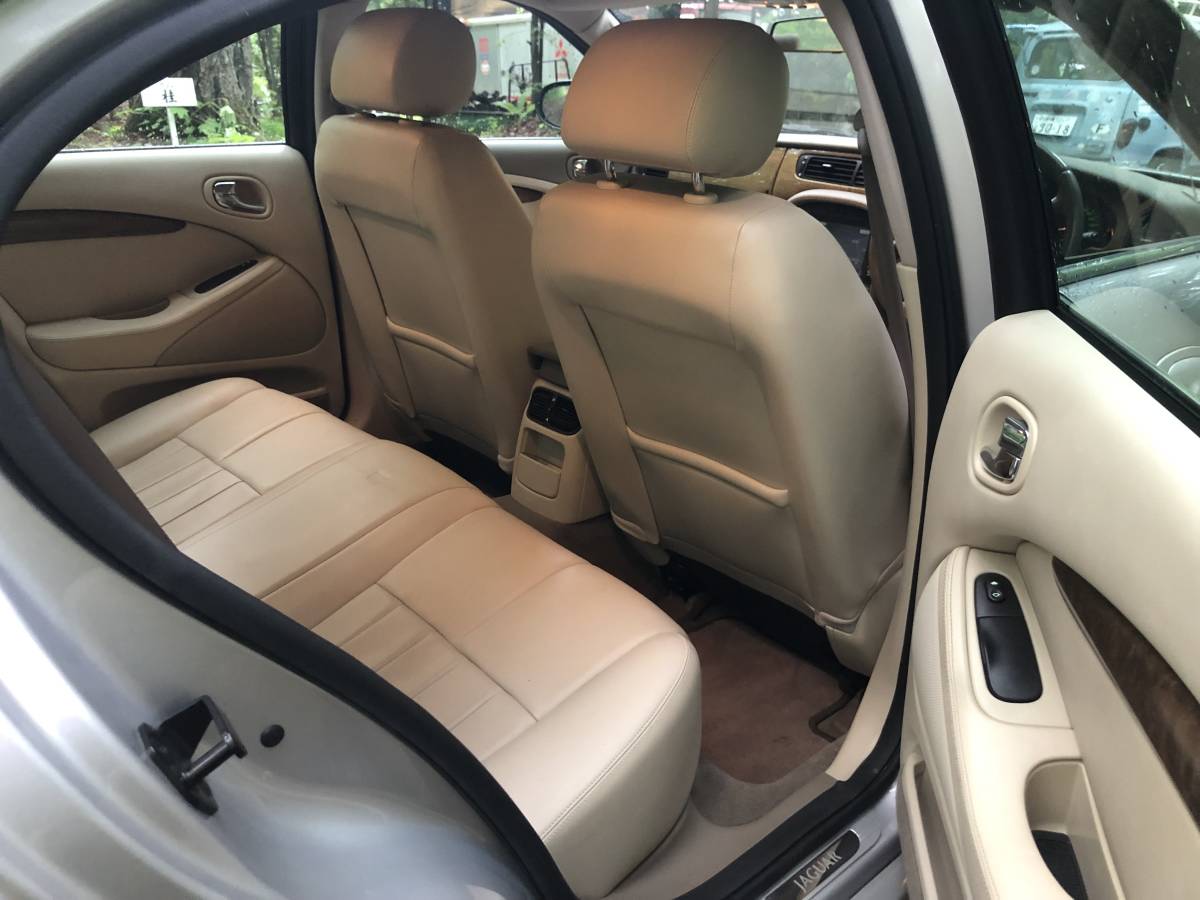 屋内保管! 走行距離少なく 34000㎞、車検も長く R5年3月! 程度の良い Jaguar ジャガー Type S 後期型 極上車! 9