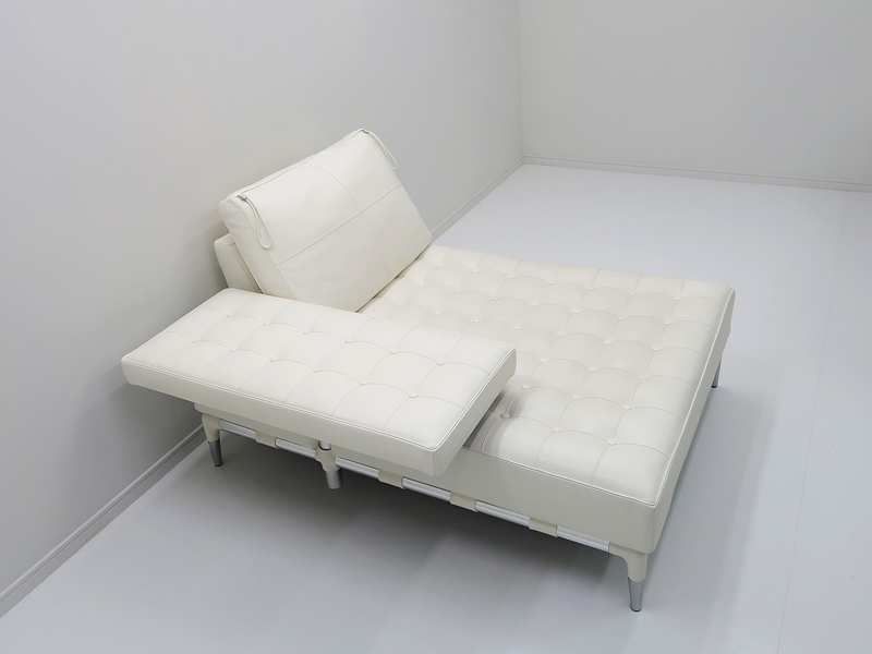 Cassina社「241 PRIVE/プリヴェ」1人掛ロングシート 右片 Cassina社「241 PRIVE/プリヴェ」1人掛ロングシート 右片