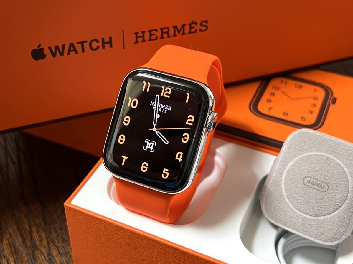 ☆バッテリー100%☆ アップルウォッチ エルメス Apple Watch HERMES Series 44mm シルバー ステンレス GPS  Cellular 新品社外バンド付き