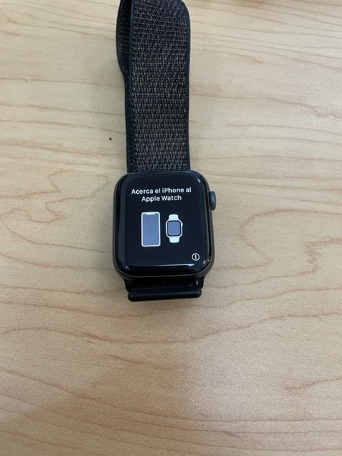 Apple Watch アップルウォッチ 第4世代 Series4 GPS WR-50M 44mm