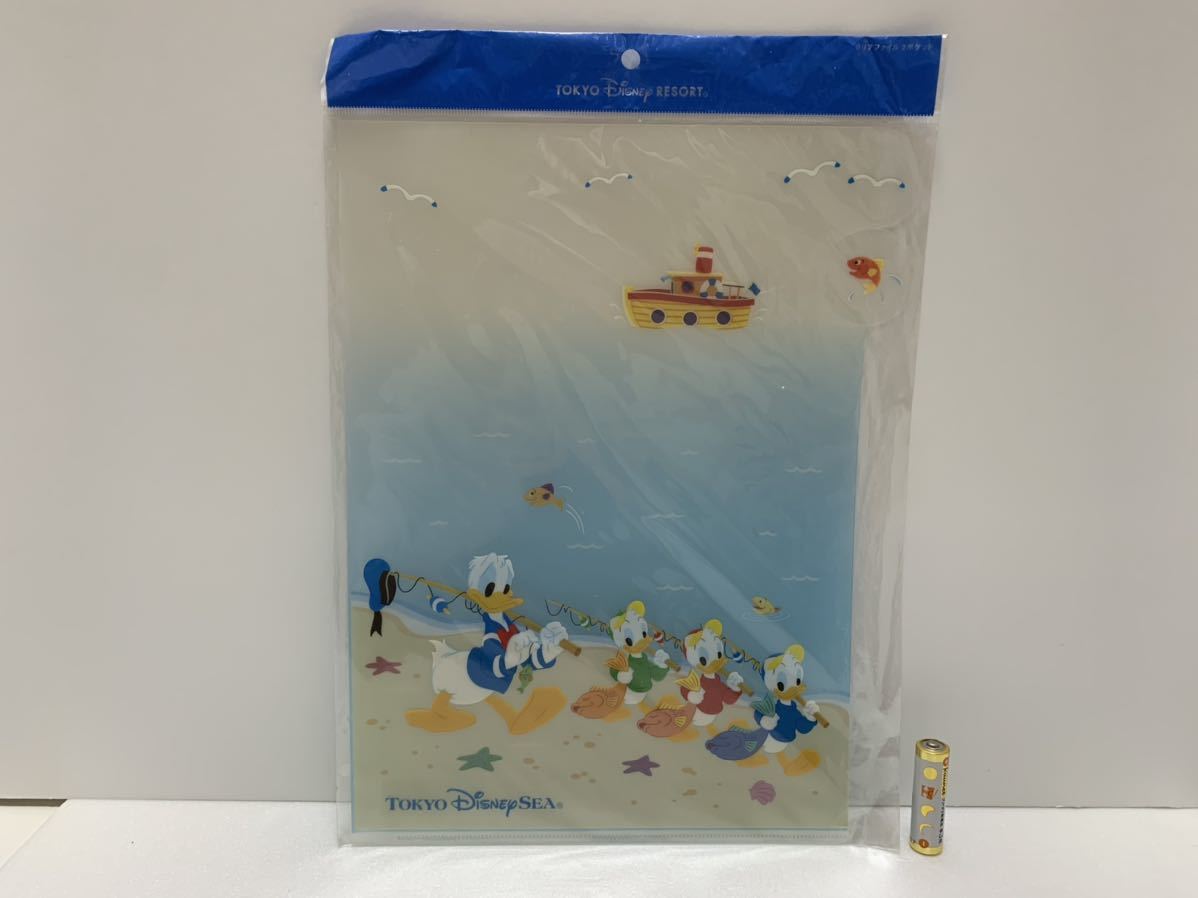 レア Disney ドナルドダック ファイル 未開封品 クリアファイル ヒューイ デューイ ルーイ 文房具 東京ディズニーシー ディズニー_画像2