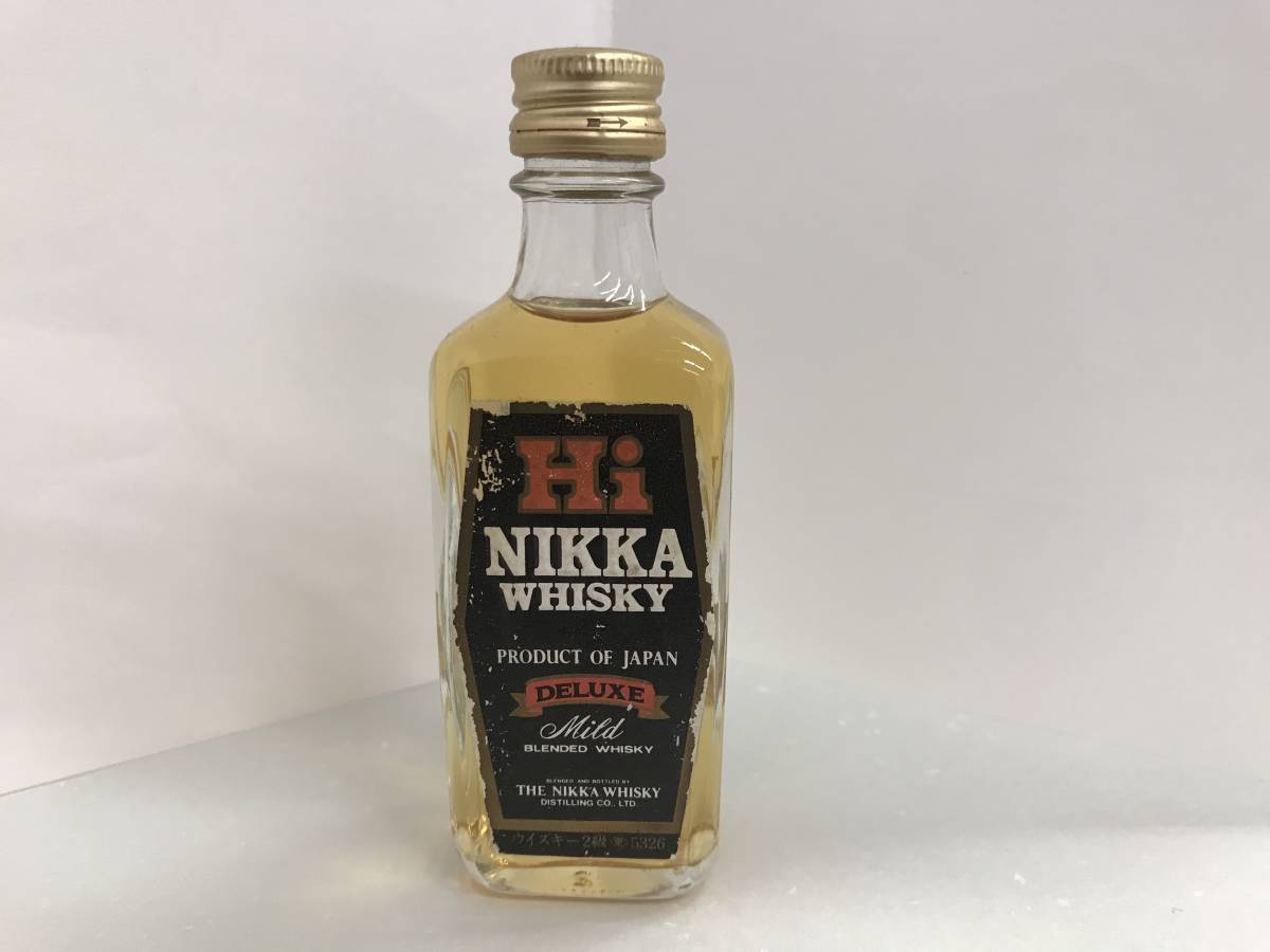 古酒 Hi NIKKA ハイニッカ　デラックス　ウイスキー 50ml 39％ ミニボトル ヴィンテージ 希少 未開栓保管品 220722-1_画像1