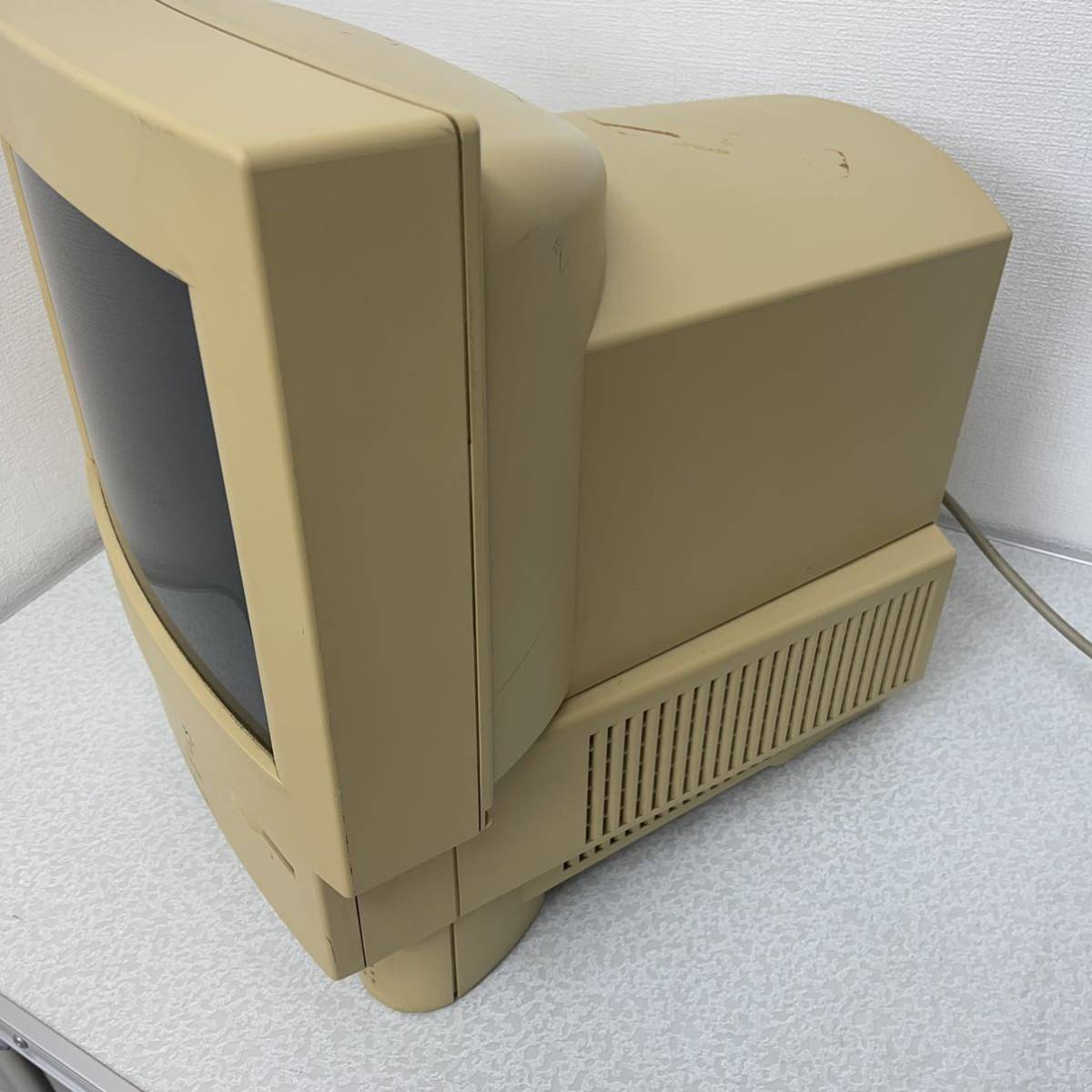 Yahoo!オークション - Apple Macintosh Performa 520 / APPLE Yahoo!オークション - Apple Macintosh Performa 520 / APPLE