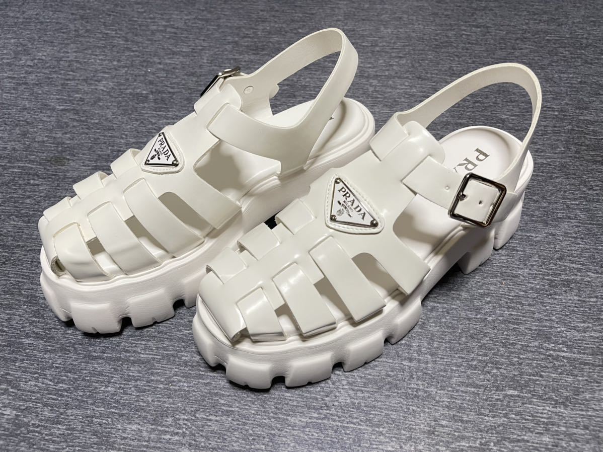 80/20クロス 新品未使用⭐PRADA⭐プラダ⭐フォームラバーサンダル⭐35