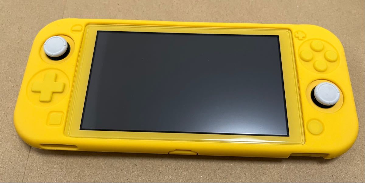 Nintendo Switch NINTENDO SWITCH LITE イエ…