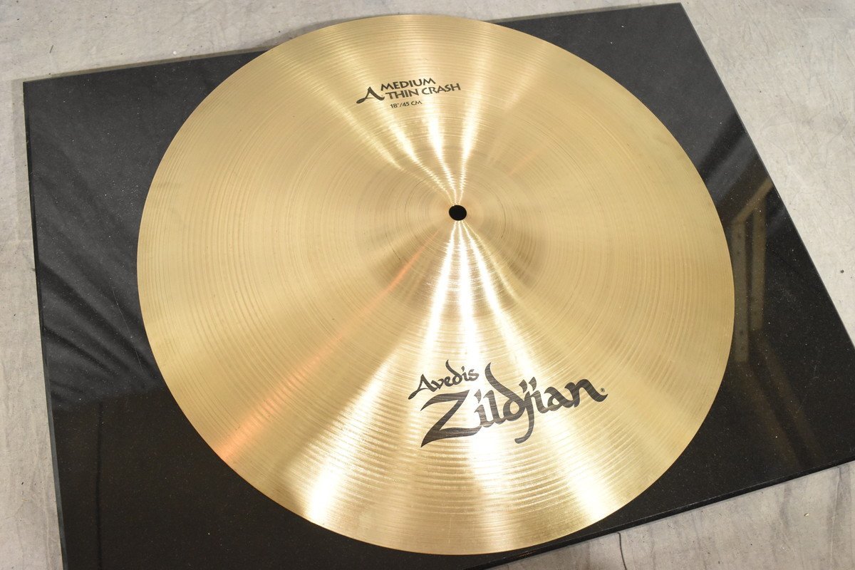A ZILDJIAN ジルジャン シンバル Medium Thin Crash 18インチ