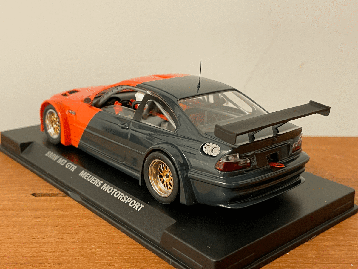 1/32 FLY BMW M3 GTR MEIJERS MOTORSPORT decal attaching 