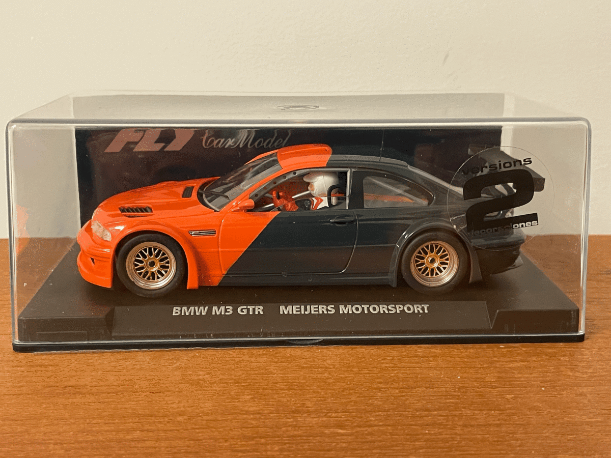 1/32 FLY BMW M3 GTR MEIJERS MOTORSPORT decal attaching 