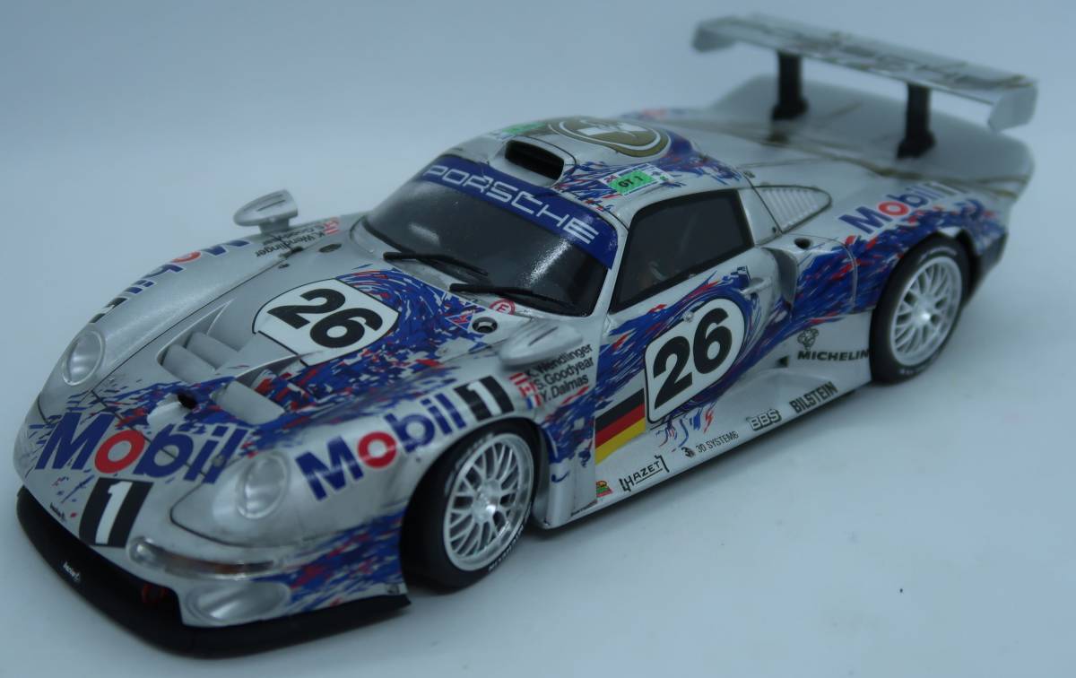 タミヤ? 1/24 ポルシェ 911 GT1 プラモデル完成品 24186_画像1